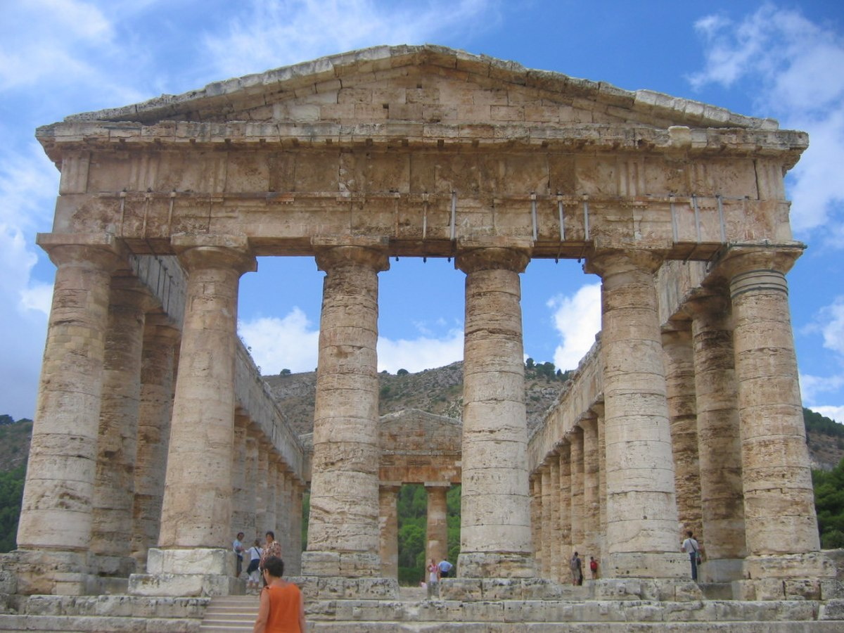 <p>building with six front columns and (often) thirteen down each side</p>