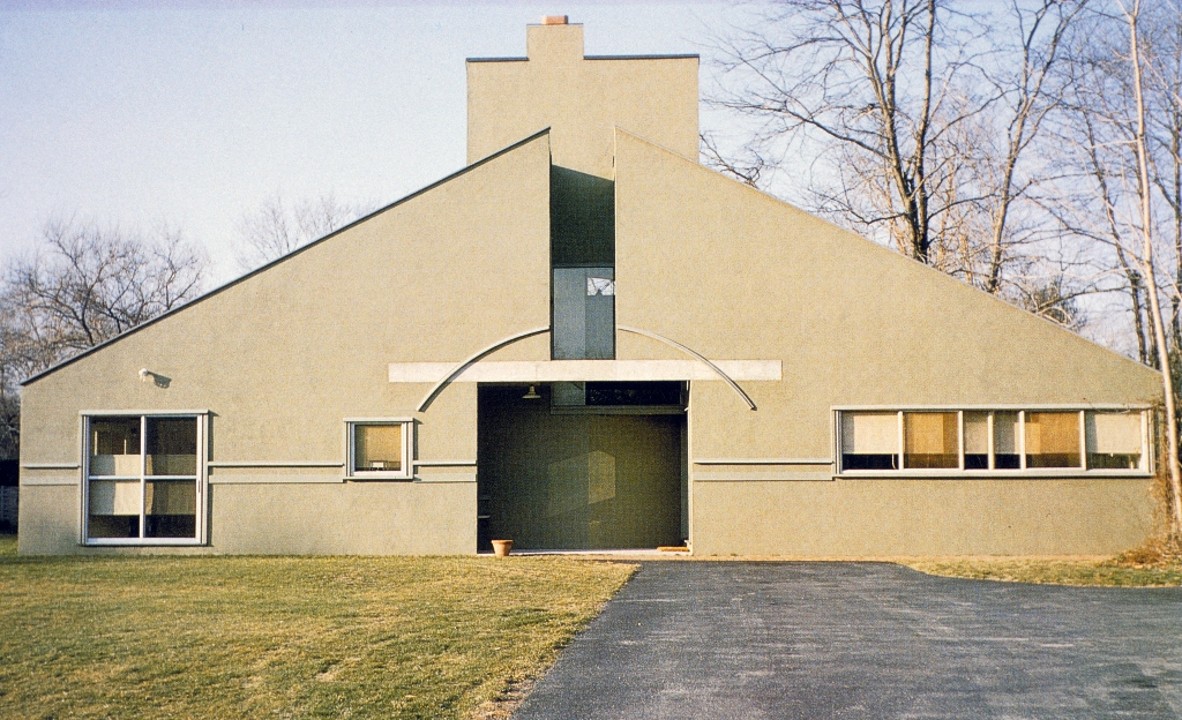 <p><span style="background-color: transparent;">Vanna Venturi House</span></p>