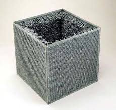 <p><span style="background-color: transparent;"><strong>Eva Hesse, <em>Accession II</em></strong></span></p>