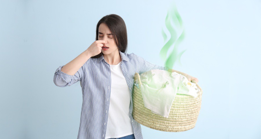 <p>stale smell</p>