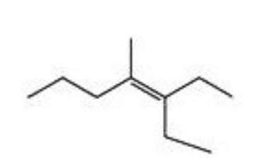 <p><span style="line-height: 18px;">What is the IUPAC name of this compound?&nbsp;</span></p>