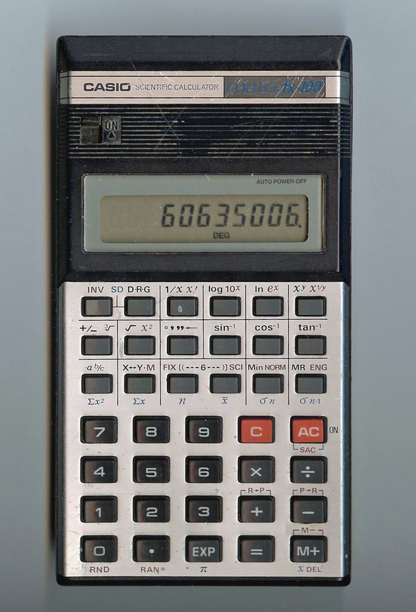 <p>(n): máy tính</p>