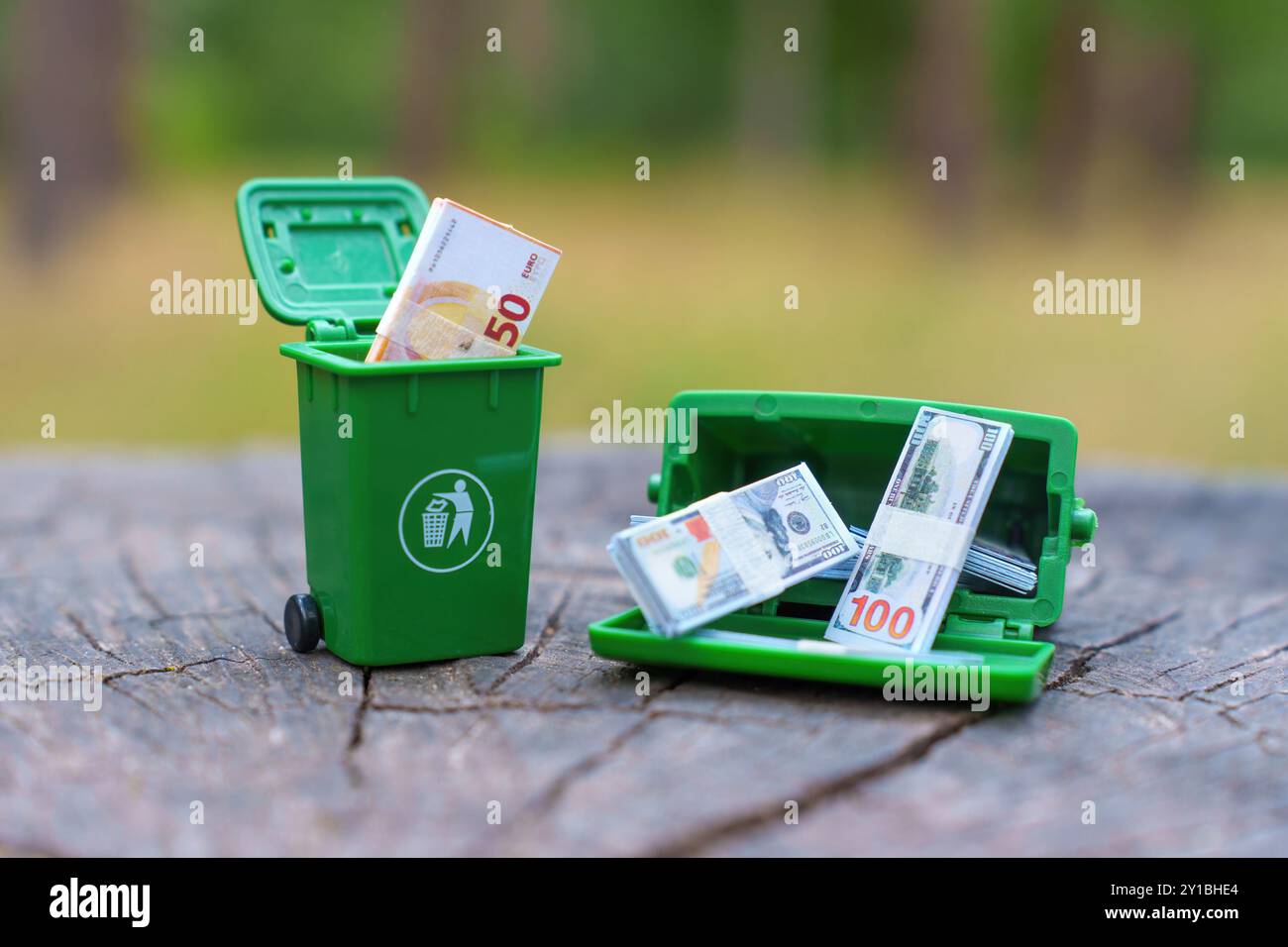 <p>اسراف آمیز</p>