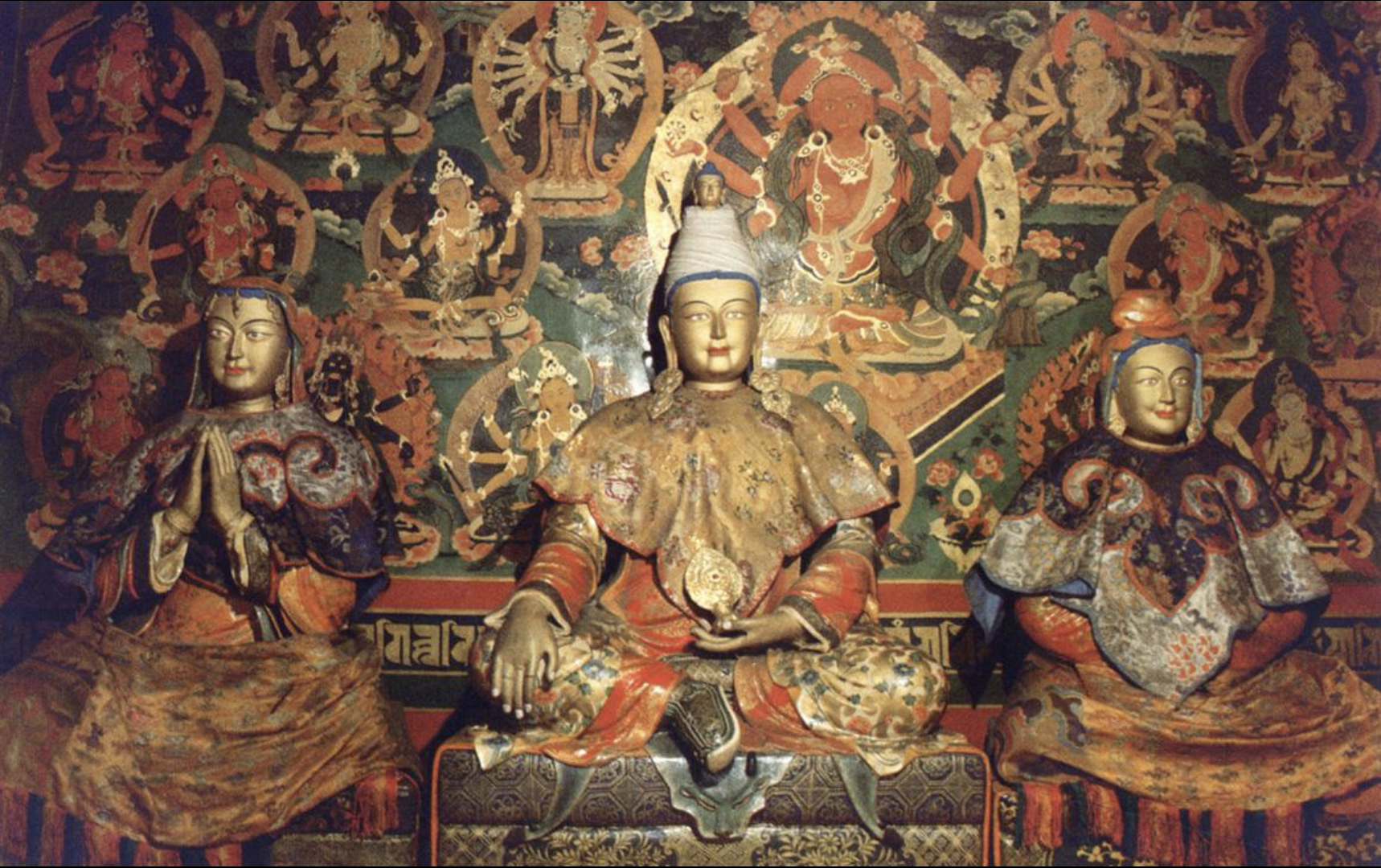 <p>Songtsen Gampo, Princess Wencheng (china) and Princess Tritsun (nepal)</p>