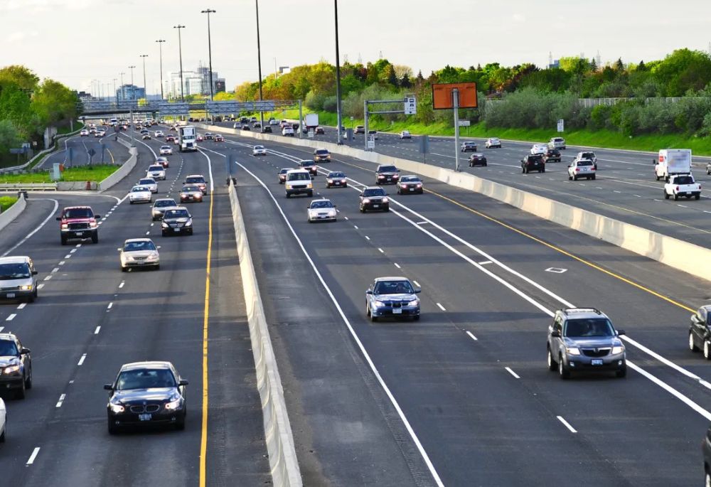 <p>Unless otherwise posted, what’s the maximum speed limit on most California highways?</p>