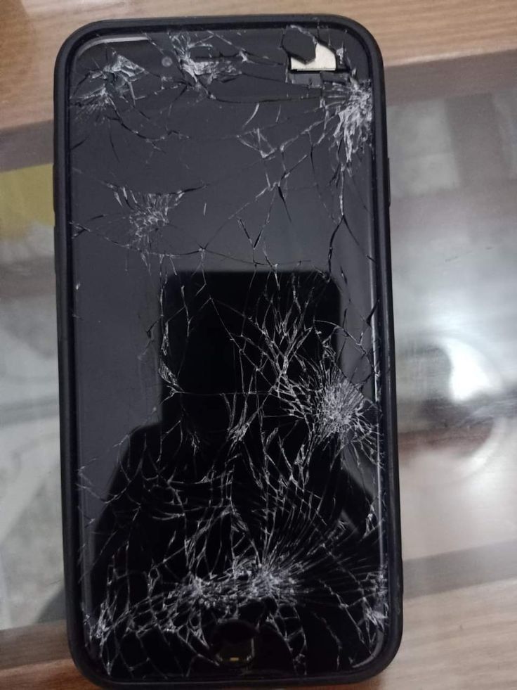 <p>to break something into pieces by hitting it hard</p><p></p><p><strong>Common collocations</strong></p><ul><li><p>___ a window</p></li><li><p>___ a plate</p></li><li><p>___ a glass</p></li><li><p>smash into</p></li></ul><p></p><p><em>Someone ____ the kitchen window.</em></p><p><em>He accidentally ____ his phone.</em></p><p><em>The ball ____ the glass door.</em></p>