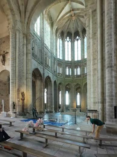 <p>Mont Saint-Michel, Normandisch vroeg Romaans, 1080</p>