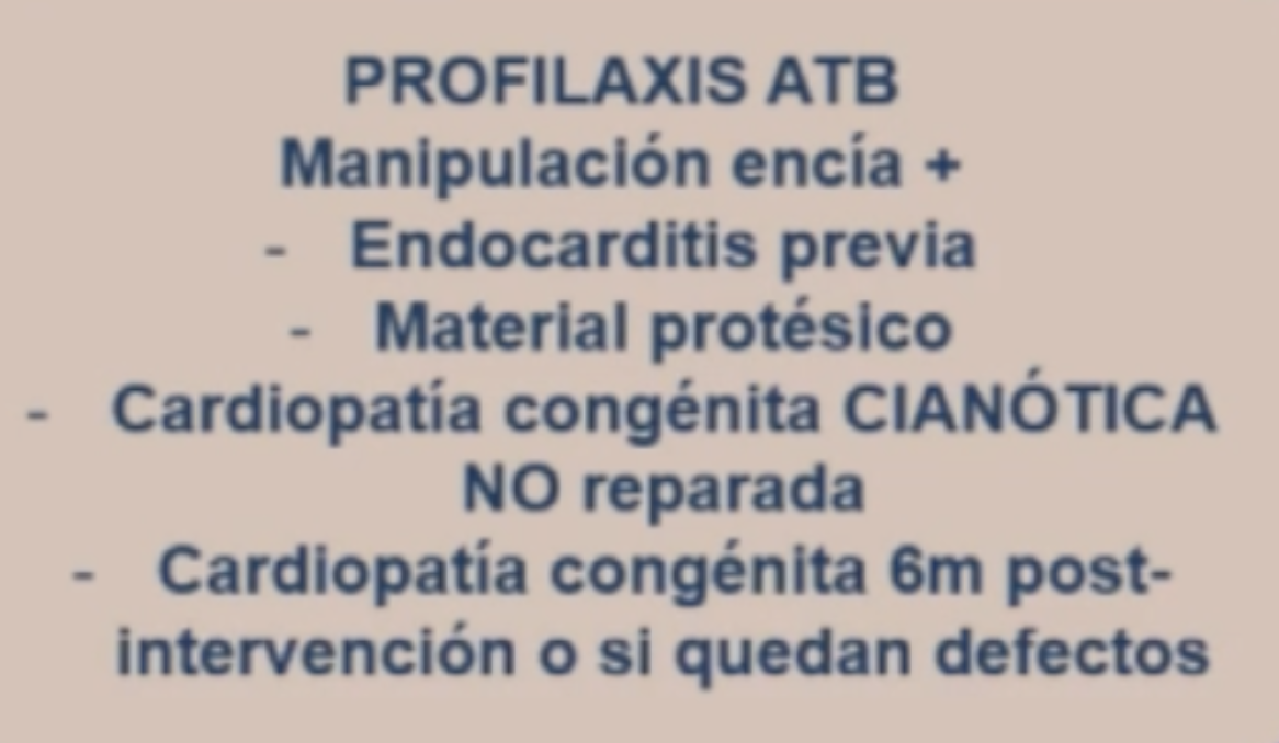 <ul><li><p><strong>Prótesis valvular cardíaca</strong> (mecánica o biológica).</p></li><li><p><strong>Material protésico utilizado para reparación valvular</strong> (p. ej., anillo protésico).</p></li><li><p>Tmb receptores de trasplante cardiaco que desarrollan valvulopatia congénita</p></li><li><p>Último punto es tanto cardiopatia cianógena como no cianógena</p></li></ul><p></p><p><span style="background-color: transparent; color: red;"><strong>Amoxicilina 2 gramos via oral, 1 hora antes del procedimiento </strong></span></p>