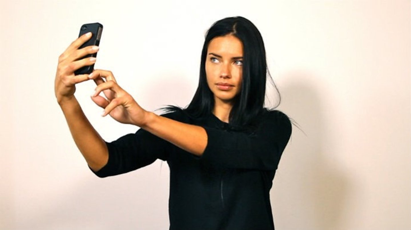 <p>himself, herself, itself, themselves - 3rd person Reflexive Pronoun</p>