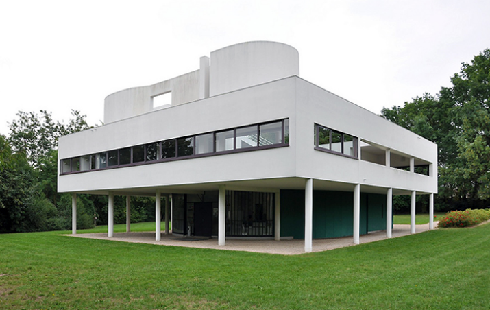 <p>An example of the homes built for ideas on ways to create the next generation of homes. The design is very open in layout and meant for mid-class persons, but in the end was designed in a way for the wealthy elite. Uses ribbon windows and a free facade to be more open with a flat roof on top</p>