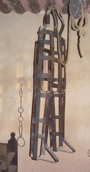 <p>Public humilation and execution, kept inside under the sun, with animals eating their flesh, or in public where people threw things at them.Would be killed in the coffin if the crime was bad enough.</p>