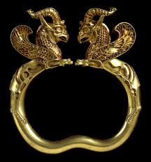 <p>Gold armlets with griffins - Oxus Treasure (5-4th century BCE)</p>