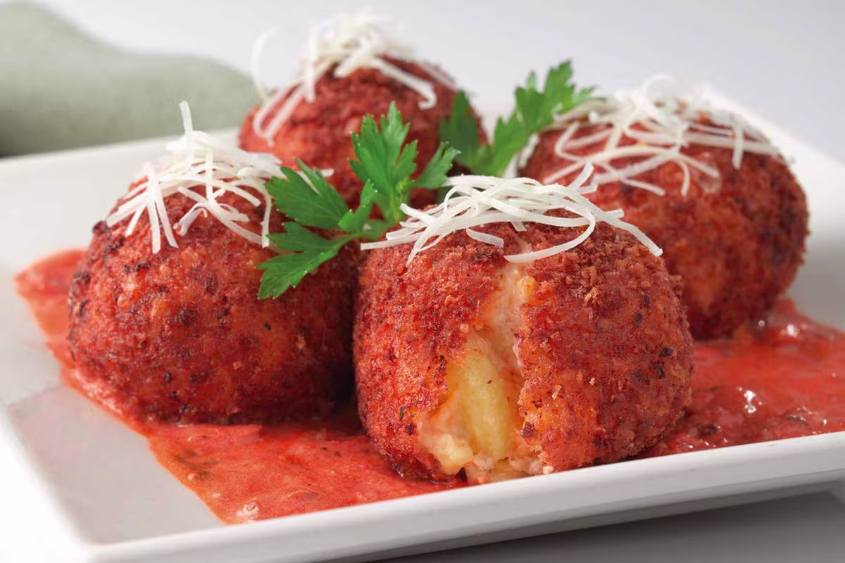 <p>Fried Mac and Cheese</p>