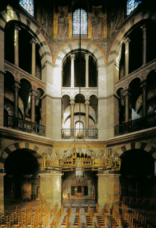 <p>Palatine chapel of charlemange</p>