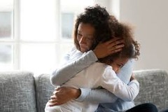 <p>/ˈkeərɪŋ/</p><p>(adj) quan tâm</p><p>My mother is a very caring person.</p>