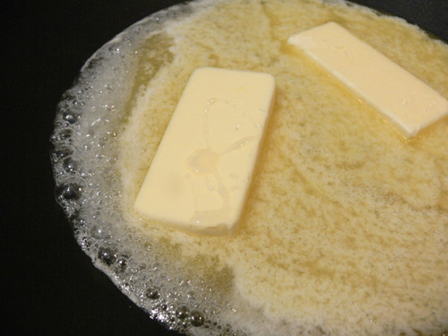 <p>single bonds between all carbons in fatty acid (i.e. saturated with hydrogen), solid at room temperature</p>