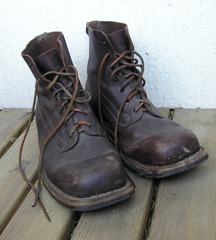 <p>boots</p>