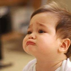 <p>lamentar</p>