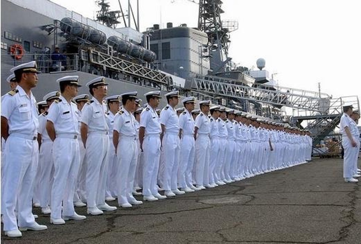 <p>a country's military force that fights at sea (військово-морський флот)</p><p>He joined the _____ when he was 20.</p><p>The country sent its _____ to protect the coast.</p>