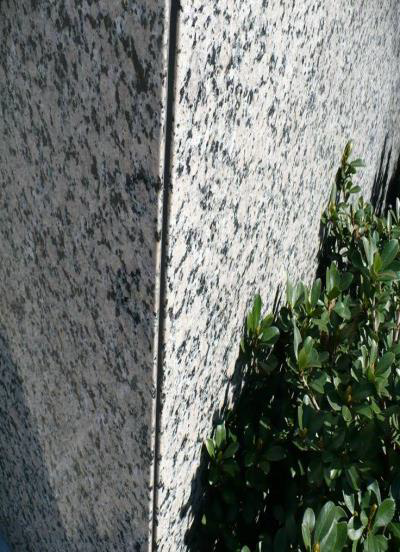 <p>A stone finish detail - is an aesthetic detail intended to emphasized</p><p>the corner but to visually minimized the mortar joint.</p>