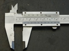 <p>- Pottery tool </p><p>- An adjustable tool used to measure openings for making lids</p>