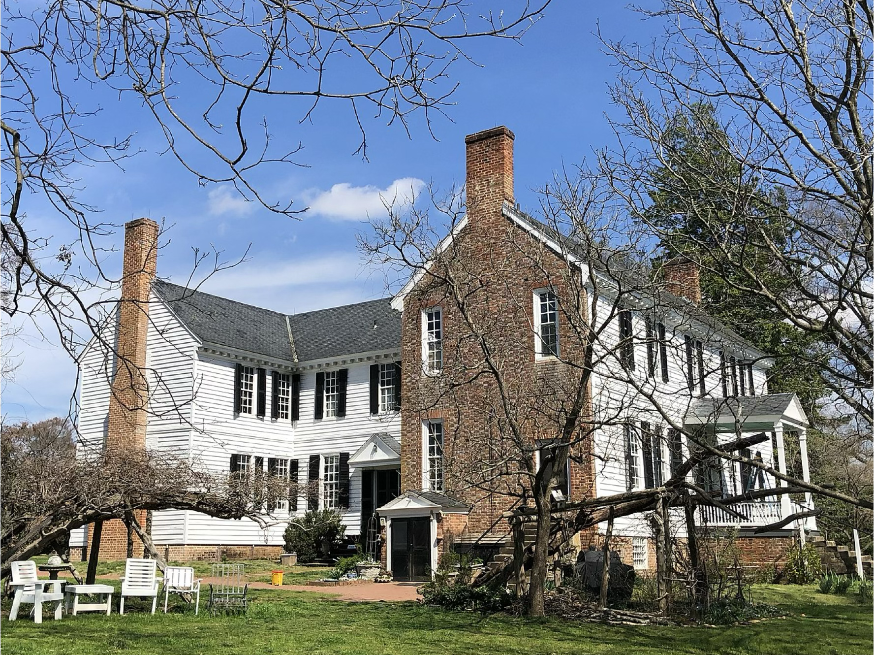 <ul><li><p><span style="background-color: transparent;">Not many people wanted to stay in the south, wanted to make money and return to England</span></p></li><li><p><span style="background-color: transparent;">These architectural buildings in the South were not meant to last</span></p></li><li><p><span style="background-color: transparent;">But some people never ended up making enough money and needed to stay</span></p></li><li><p><span style="background-color: transparent;">Pediments</span></p></li><li><p><span style="background-color: transparent;">Chimneys are on the ends of the house, South is hotter so you don't want the center of the house to get hot</span></p></li><li><p><span style="background-color: transparent;">House is raised on a higher foundation so the wood does not rot</span></p></li><li><p><span style="background-color: transparent;">“H” shaped house (weird design)</span></p></li><li><p><span style="background-color: transparent;">You can see that when you walk in you will be welcomed with a Hall</span></p></li><li><p><span style="background-color: transparent;">No kitchen in the building — fear of house burning down, so it is built with brick and kept separate from the actual house</span></p></li><li><p><span style="background-color: transparent;">The kitchen was run by indentured servants</span></p></li><li><p><span style="background-color: transparent;"><strong>Slave Quarters </strong>— used to show how wealthy you were, more enslaved - more wealthy</span></p><ul><li><p><span style="background-color: transparent;">Lived in small buildings that represented the taste of their owners</span></p></li><li><p><span style="background-color: transparent;">Comfort was not of concern</span></p></li></ul></li></ul><p></p>