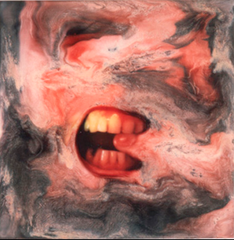 <p>điều gì ẩn giấu sau</p>