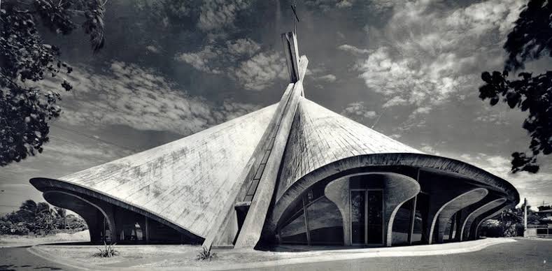 <p>Saint Andrew the Apostle Parish was designed by?</p>