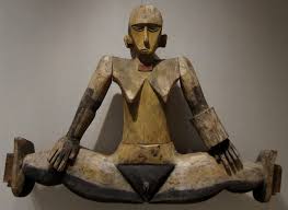 <p>What is this sculpture called?</p>