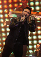 <p>певец</p>