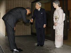 <p>/ˈdef.ər.əns/</p><p>respect and politeness</p><p>treat someone with deference He treats her with such deference</p>