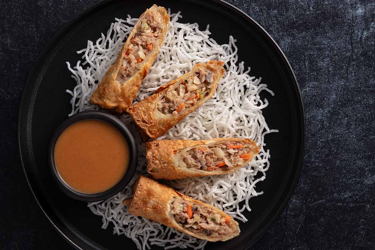 <p>Pork Egg Rolls (x4)</p>