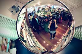 <p>Why are curved mirrors installed in supermarkets and ATMs?</p>