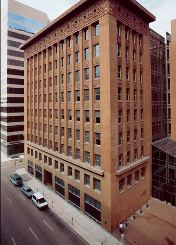 <p>Utilizes a steel frame stucture with minimal ornamentation, but still has personality where the form expressed the function for 3 seperate sections. Covered in pilasters and terracotta vegetable motifs</p>