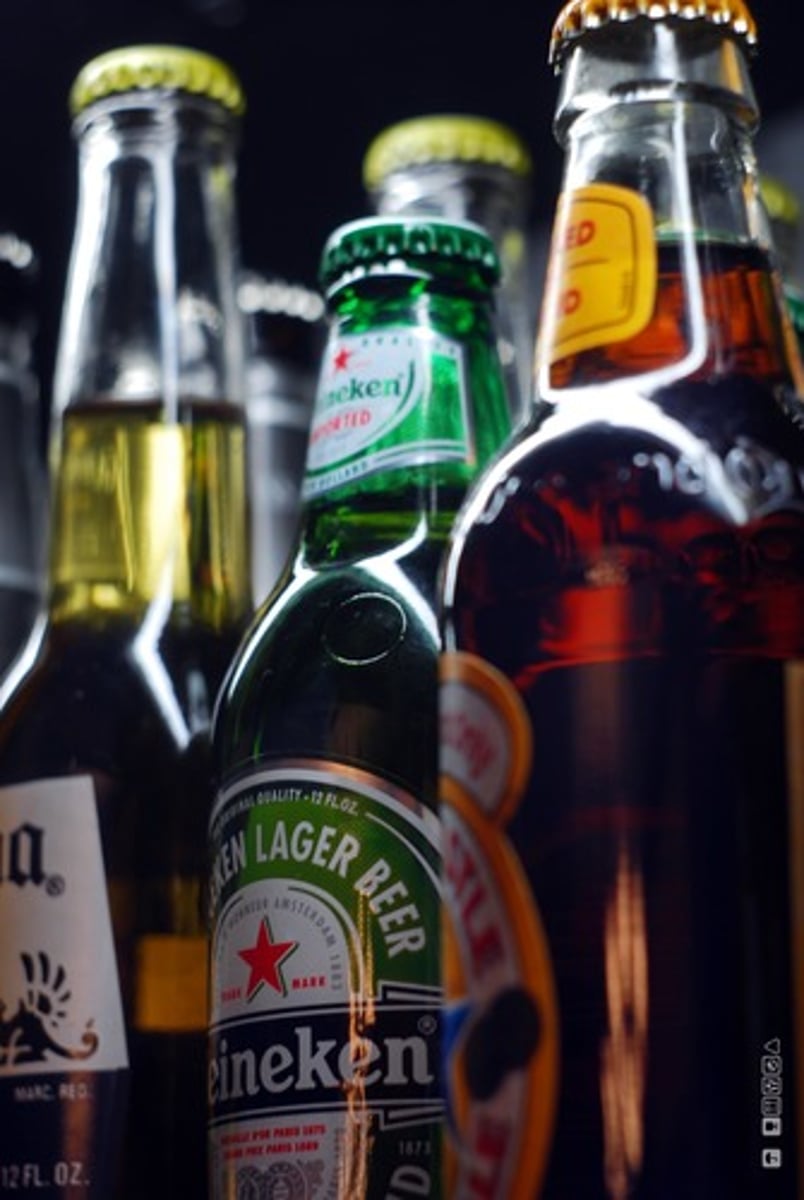 <p>alcohol</p>