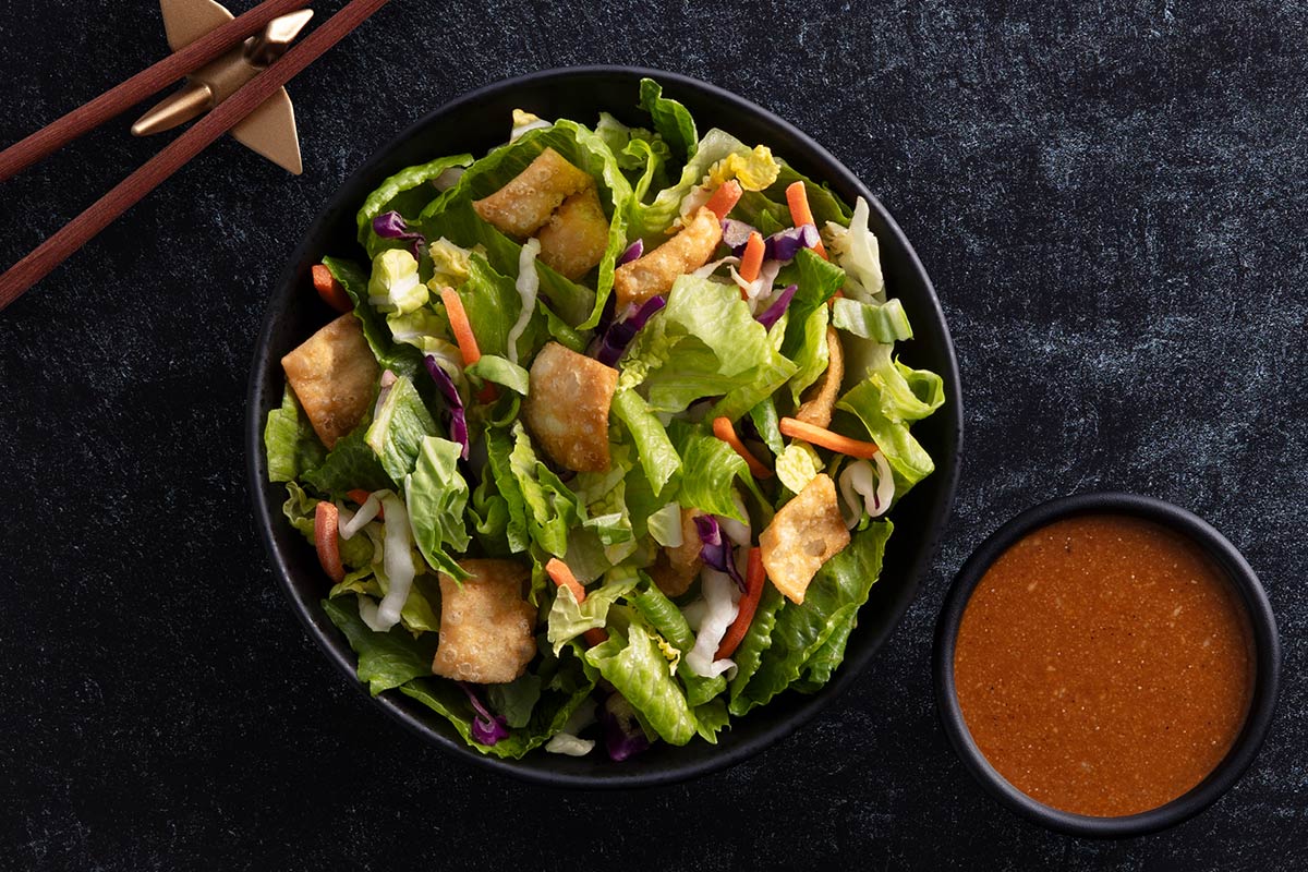 <p>House Salad</p>