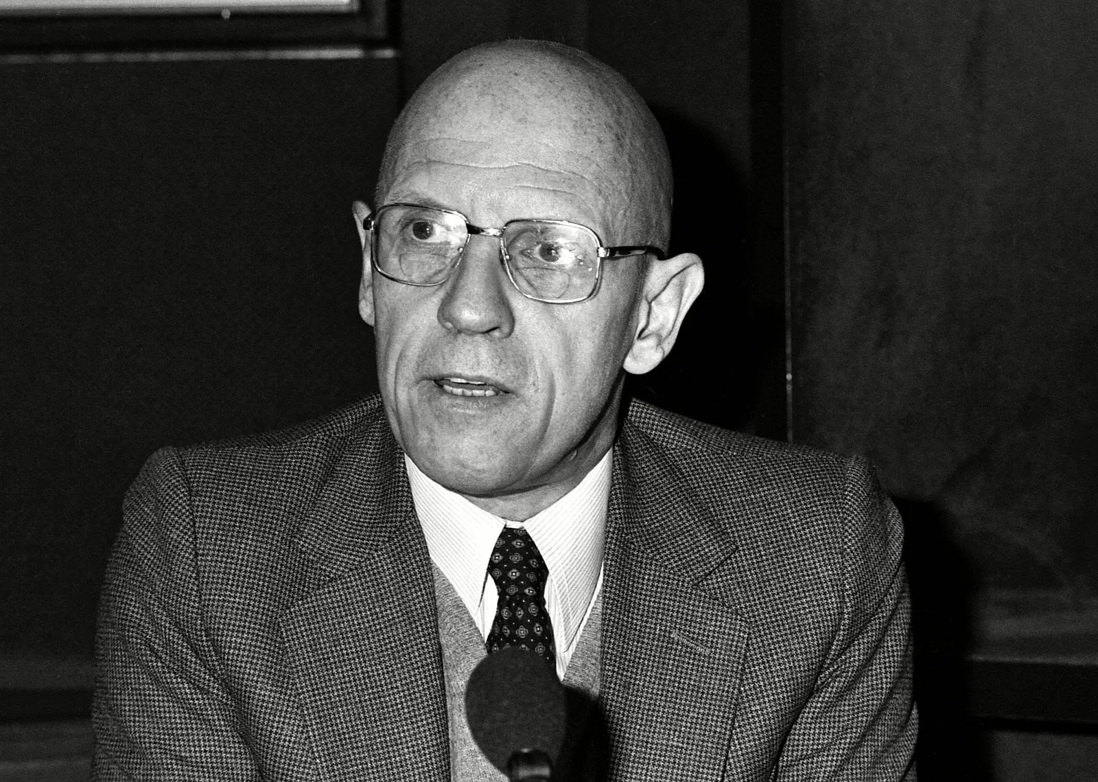 <p>Wie was Michel Foucault?</p>