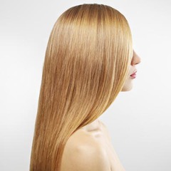 <p>les cheveux</p>