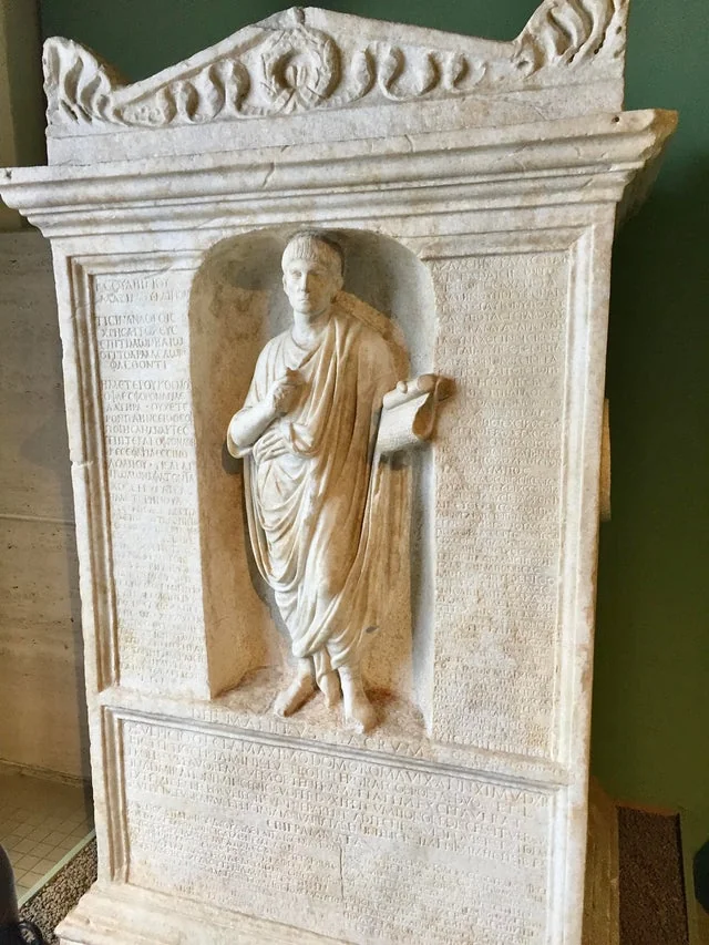 <p>Quintus sulpicius maximus</p>