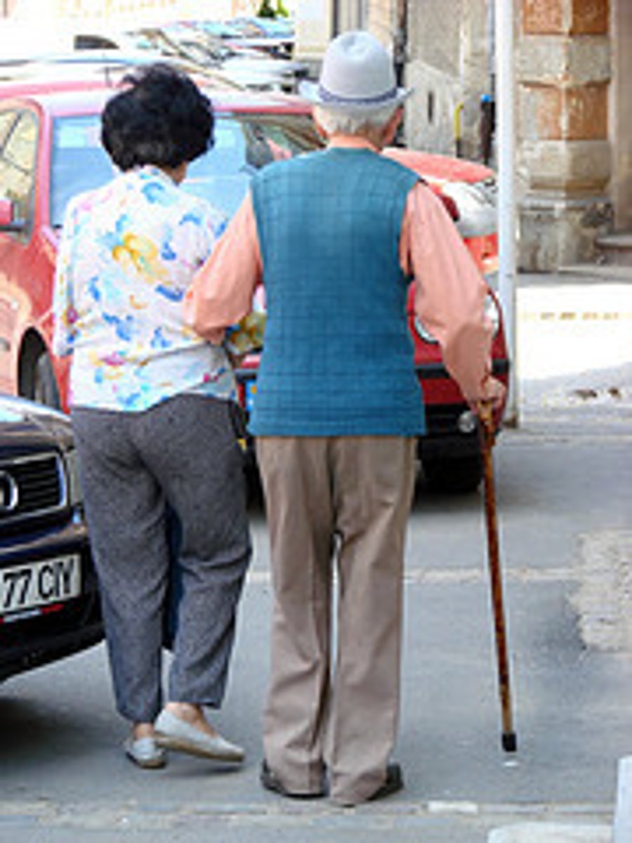<p>TRANSLATION: На протяжении всей жизни</p><p>DEFINITION: During the entire period of living</p><p>EXAMPLE: ................... we face various relationship challenges. На ПРОТЯЖЕНИИ ВСЕЙ ЖИЗНИ мы сталкиваемся с различными проблемами в отношениях.</p>
