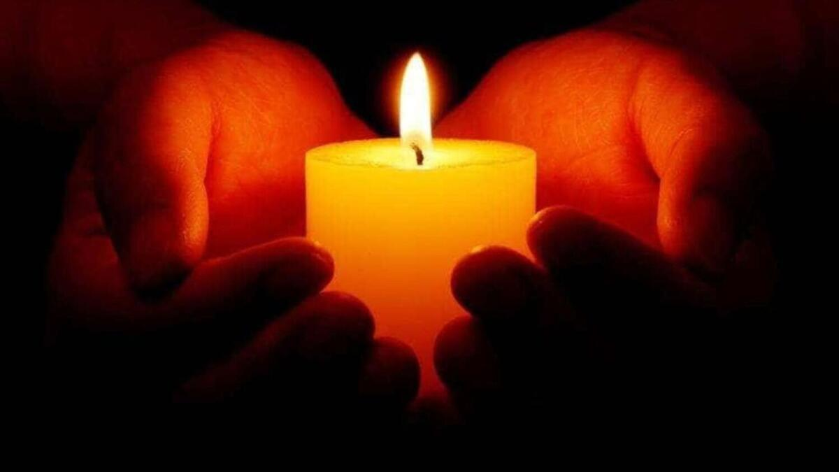 <p><strong>condolences</strong> <br>(I’m sorry for your loss.)</p>