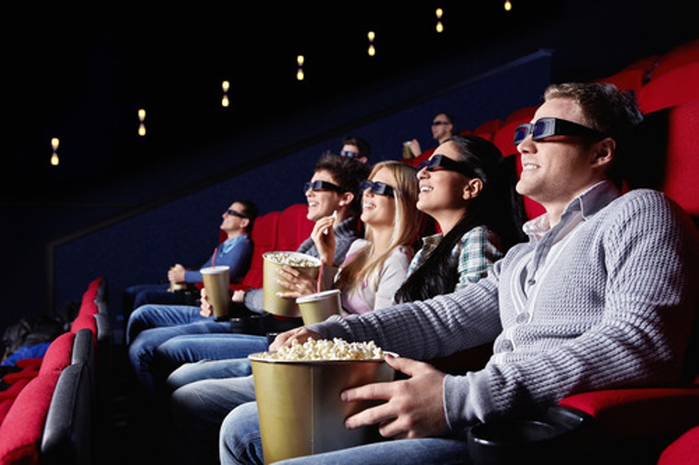 <p>Mis amigos y yo ___________(querer) ir al cine el sábado.</p>