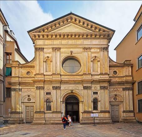 <p>Name and architect?</p>