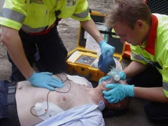 <p>immediately, when it becomes available</p><p>Apply pads around the hands of the compressor and turn it on</p>