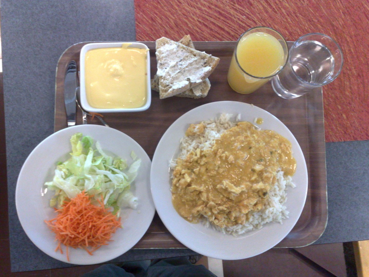 <p>lunch</p>