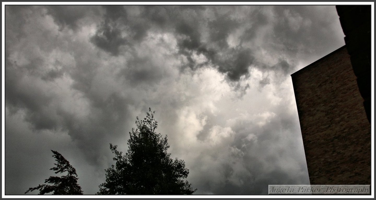 <p>very cloudy</p>