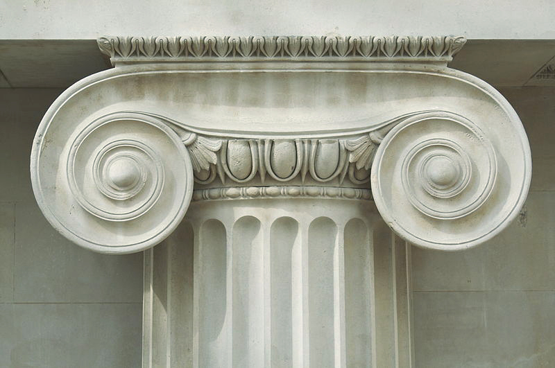 <p>Greek column style with scroll volutes used in Classical period</p>