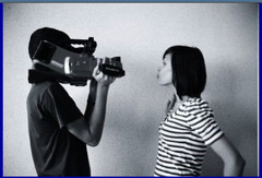 <p>je fais de la vidéo</p>