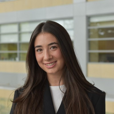 <p><span style="background-color: transparent; font-family: "Times New Roman", serif;"><strong>Sydney Feder</strong></span></p>