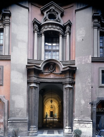 <p>The design of the architectural work shown can be attributed to Francesco Borromini because of its </p><p>A careful re-creation of an actual facade from Roman antiquity </p><p>B bold and inventive use of coffers of varying shapes </p><p>C curved, undulating forms and broken entablatures </p><p>D combined use of molded concrete and carved stone</p>
